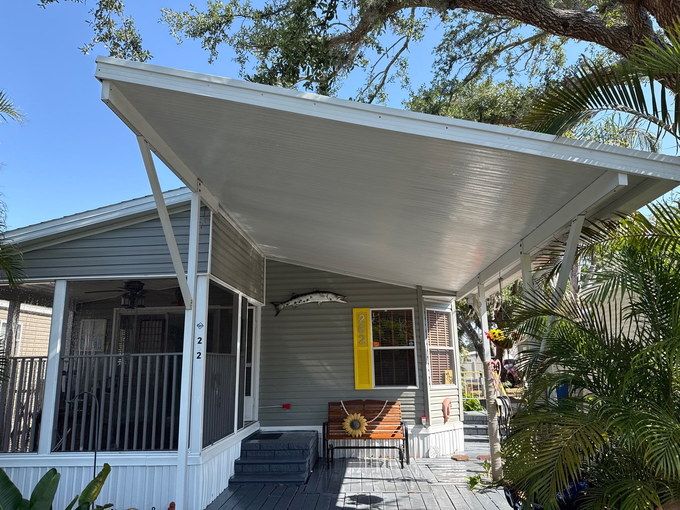 Mobile Home House Wash & Screened Porch Cleaning | Fisherman’s Cove RV Park | Terra Ceia, FL by Sunshine AquaWash