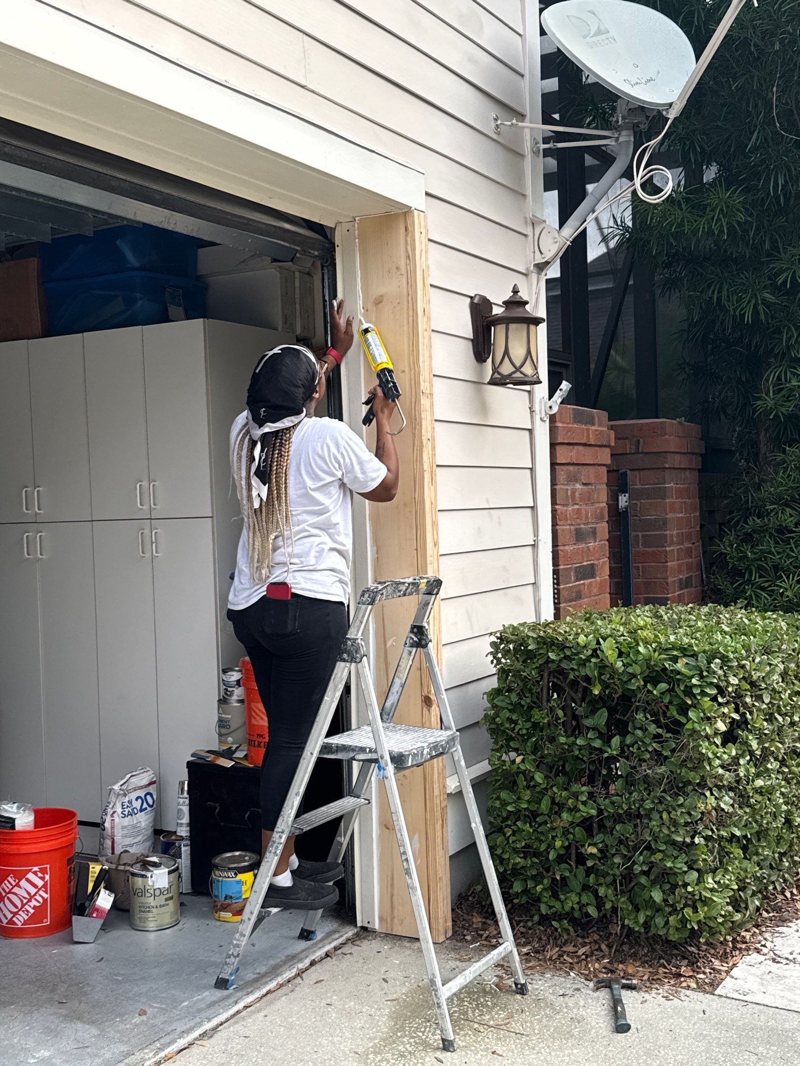 Handyman Services In Orlando by Axtra Hand