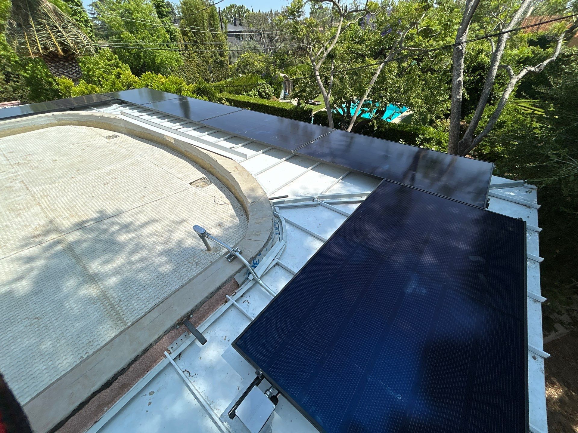 Residential Solar Panel and Battery Storage Installation in Los Angeles by AWS Solar