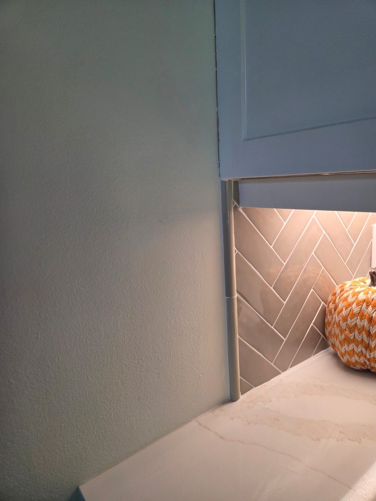 Kitchen Backsplash - Delray Beach by Hevi Tile