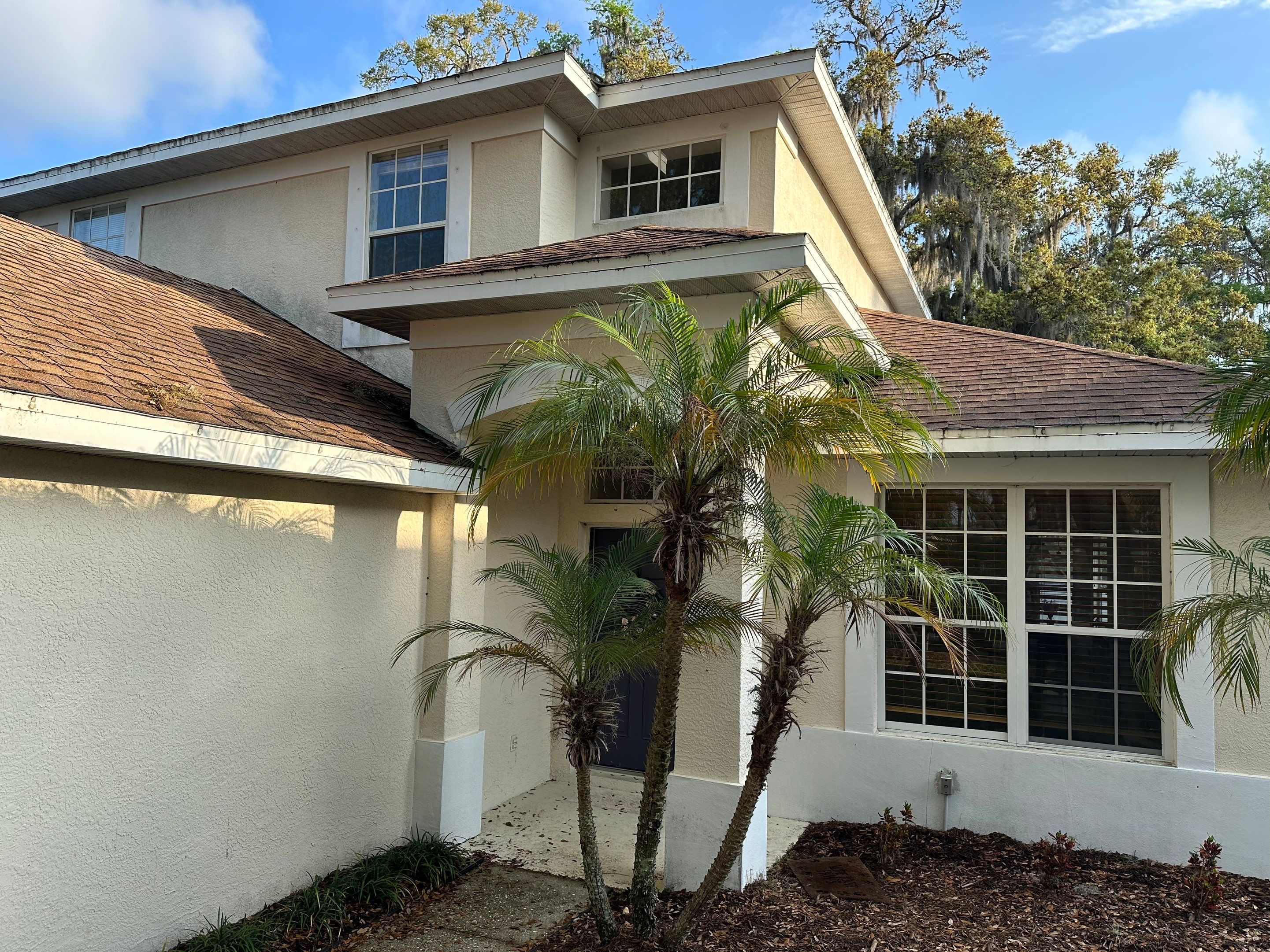House Wash, Vinyl Fence, Patio, Driveway & Sidewalk Cleaning in Oakley Place, Ellenton, FL | Sunshine AquaWash by Sunshine AquaWash