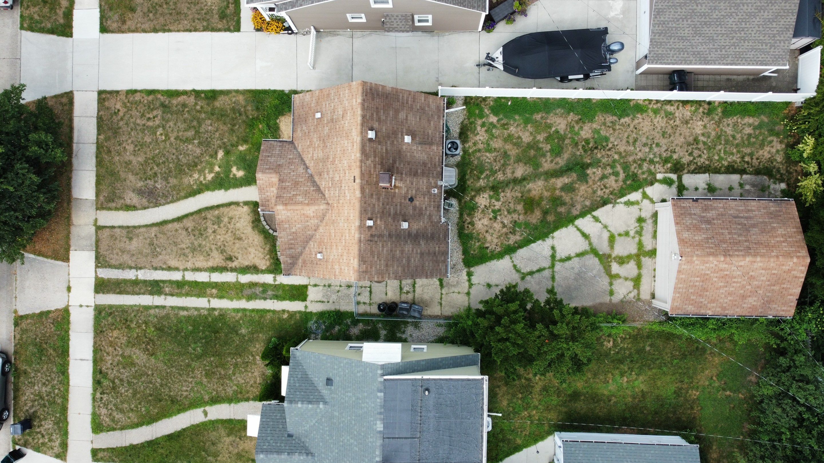 Roof Replacement - Private Residence  by Bloomfield Construction & Restoration
