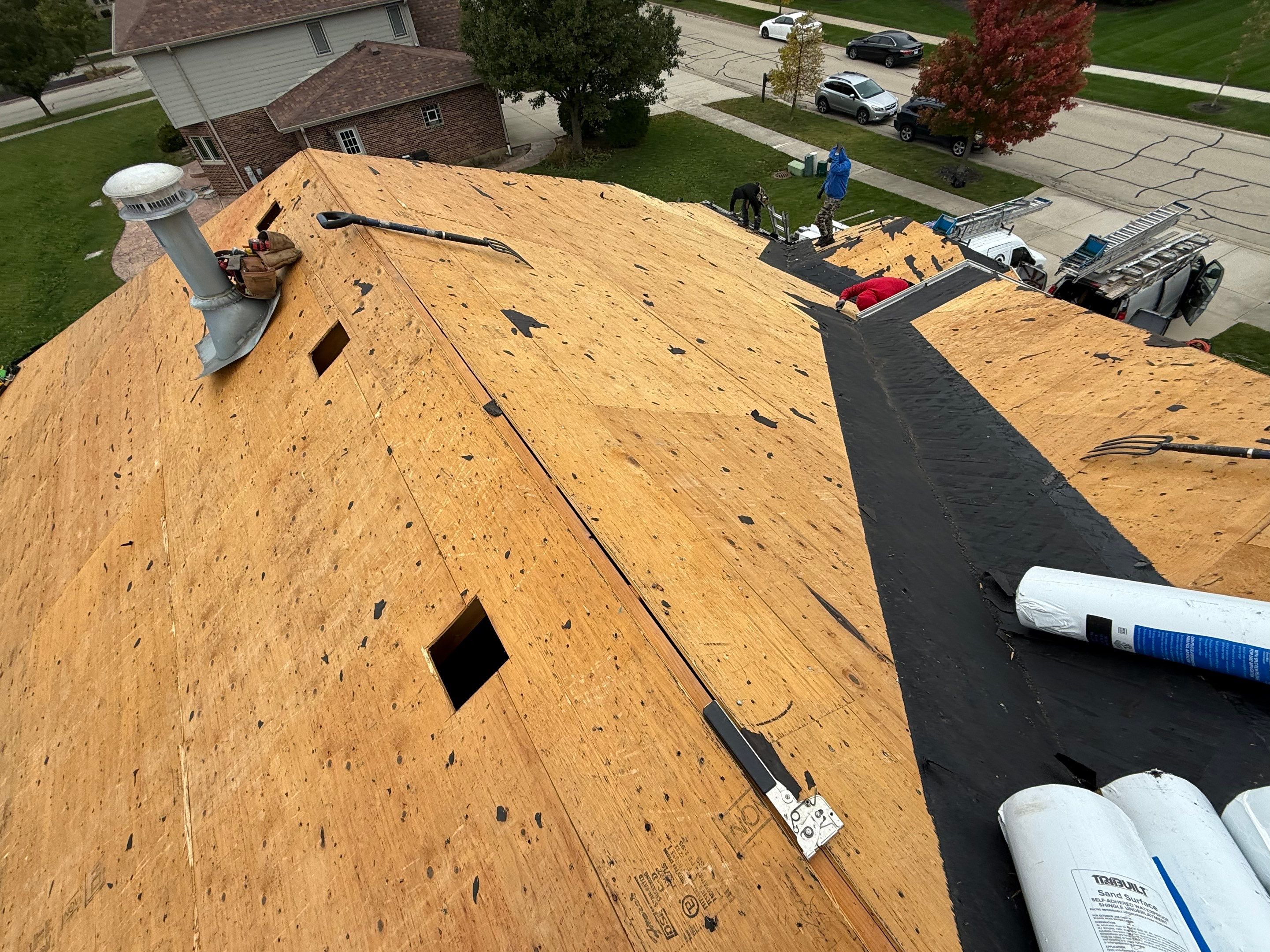GAF Cedar Falls Roof and Velux windows by Optimal Home Improvement 