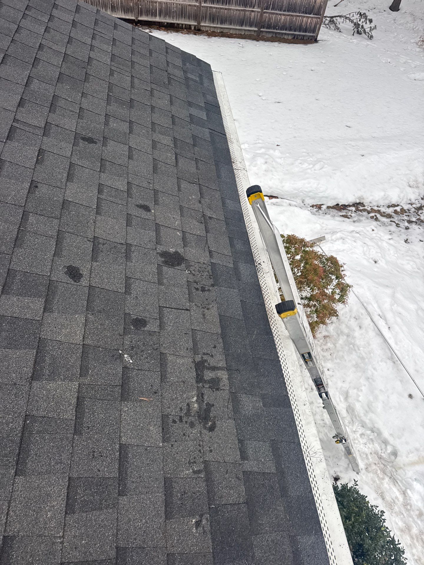 Ice Dam Removal & Snow Removal in Billerica, MA  by Mighty Dog Roofing of Greater Middlesex County