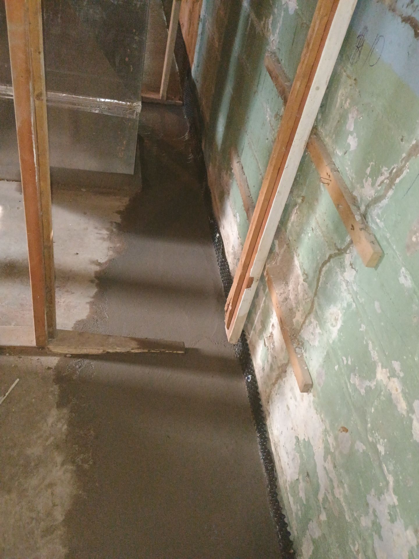 Interior Drain Tile for a South Minneapolis Basement by Waterproofing Northeast