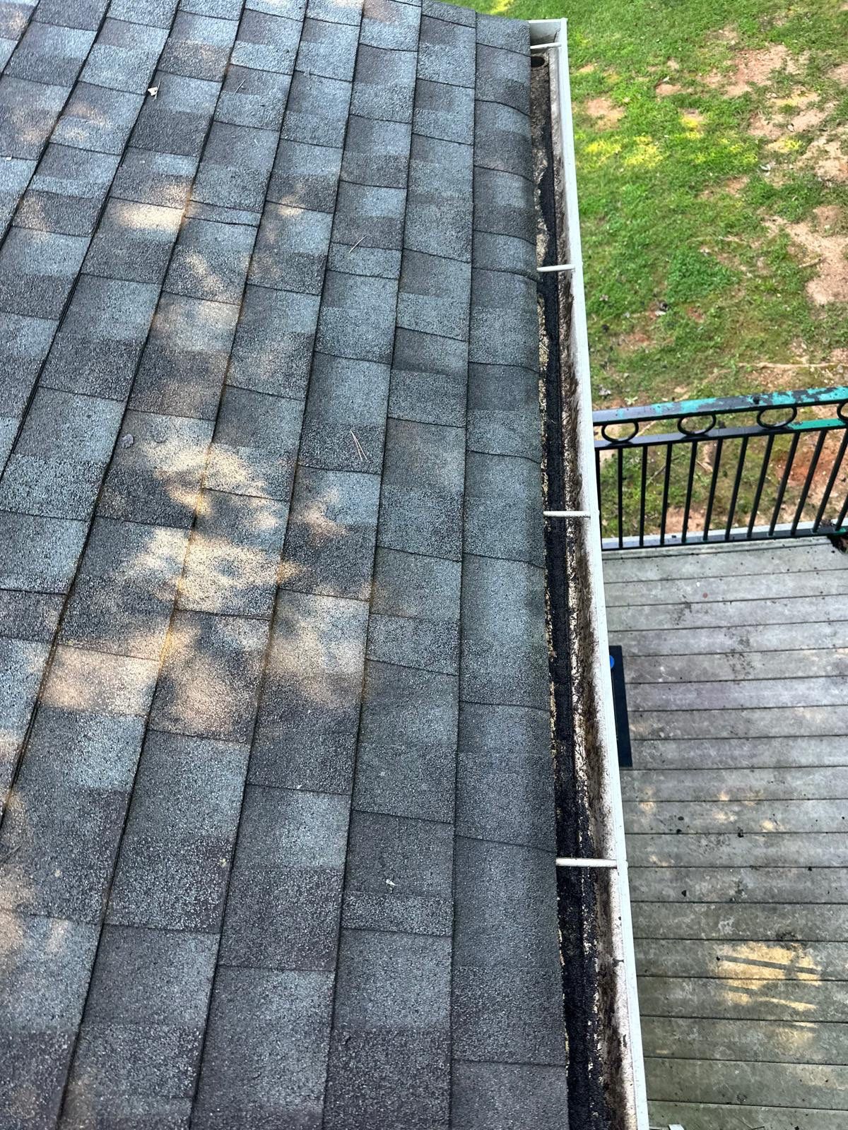 Commercial gutter cleaning Greensboro & Winston-Salem after photo with clean gutters