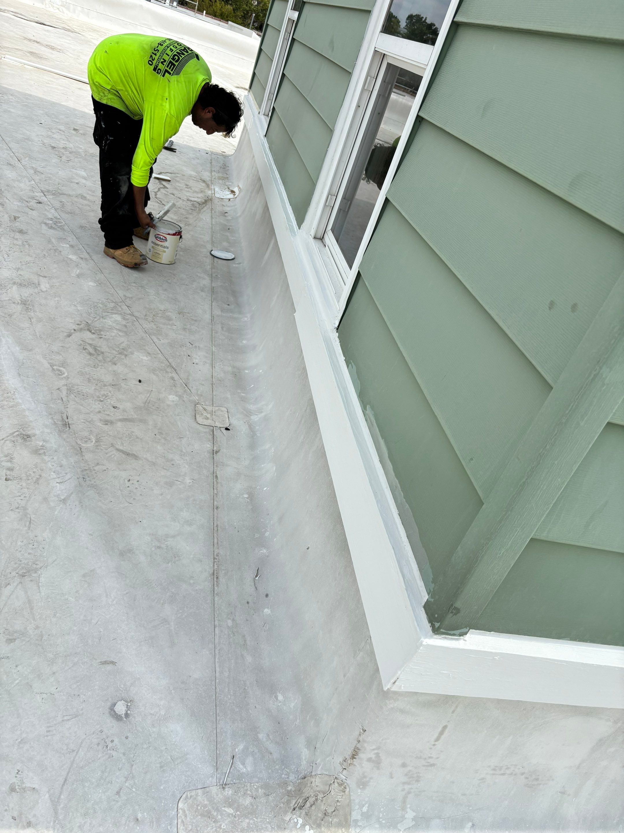 Commercial Flat Roof Membrane Repair and Patching in Memphis by Revival Roofing Services