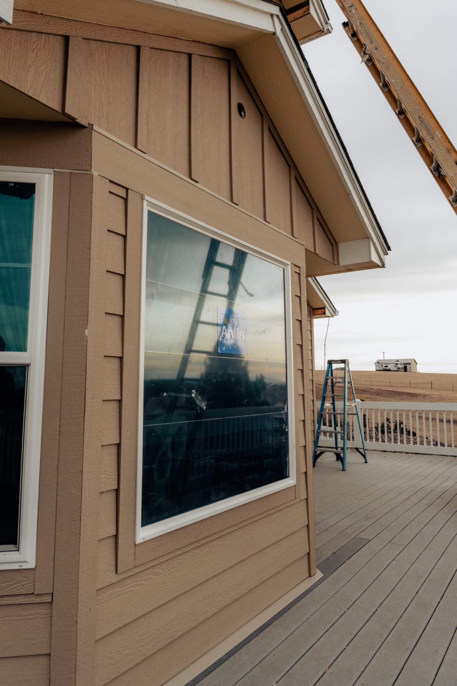 Time for a new look? Replace the Windows and Siding  by 1st choice windows and siding