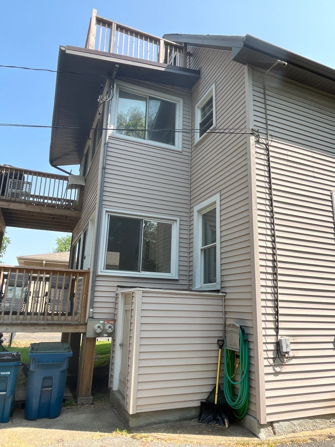 Roof/Siding Repair by G2