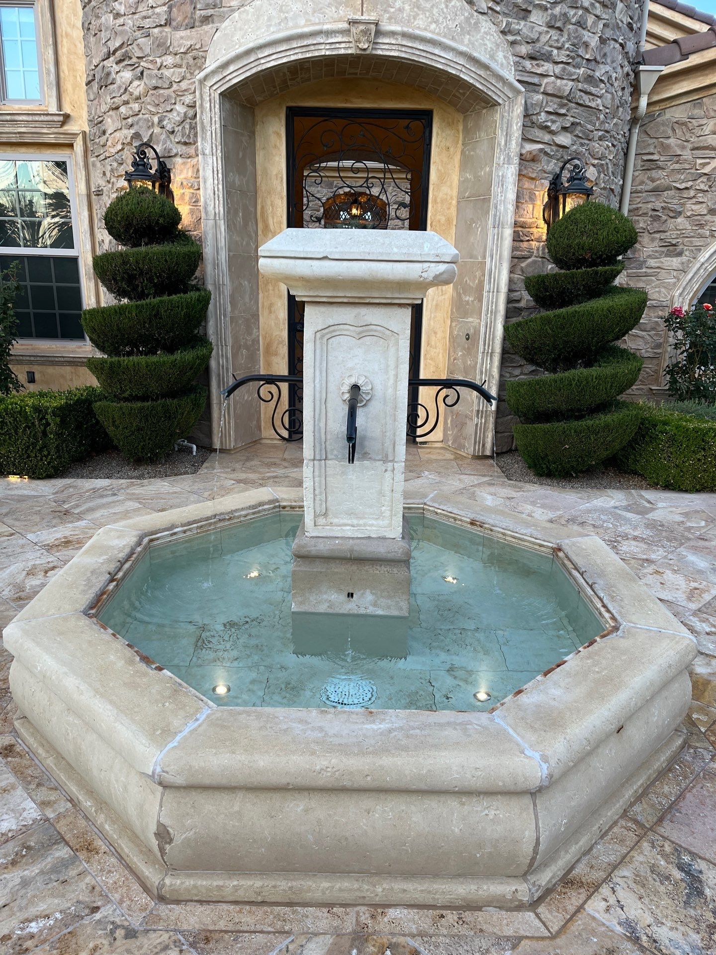 Camarillo Custom Landscape Lighting by Outdoor Lights + Shades