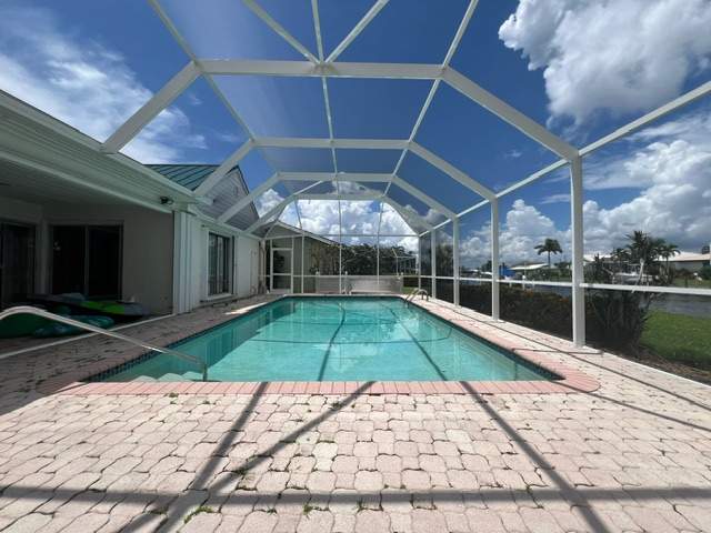 Residential Roofing Installation using Gulf Coast Metals Gulf Seam Panels by Four Peaks Roofing