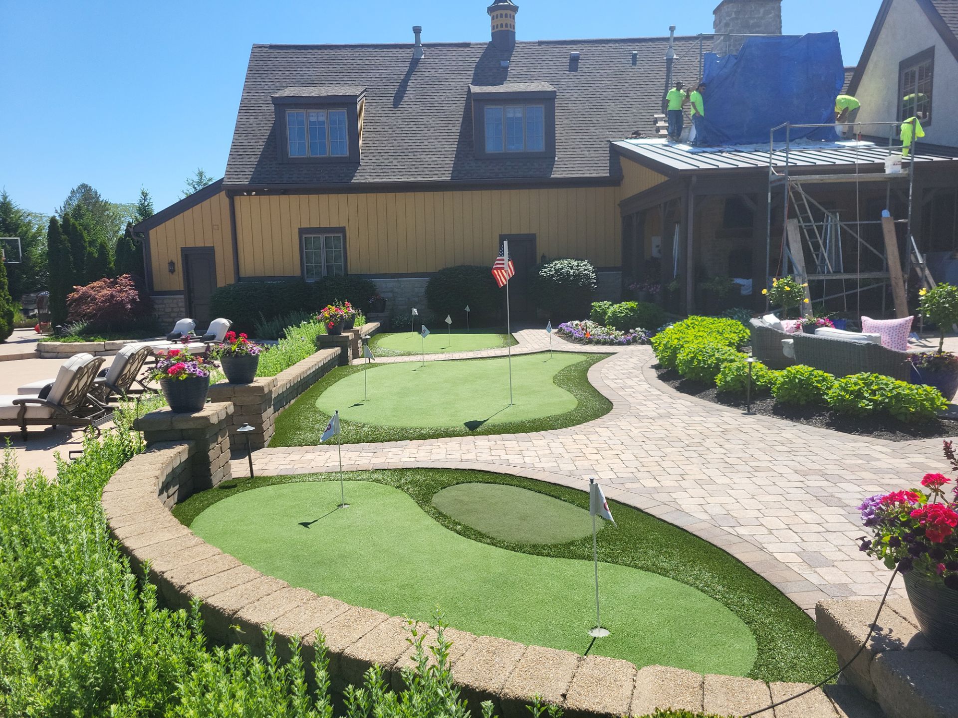 Backyard Putting Course in Delaware, Ohio by Southwest Greens Midwest