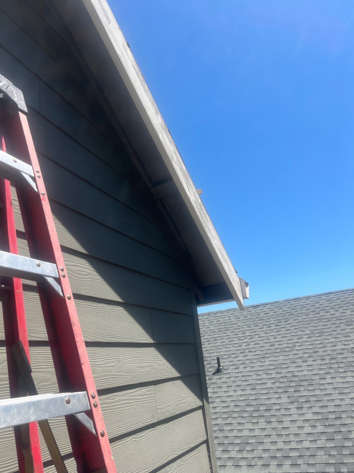 Project in Oregon City by Tom Leach Roofing