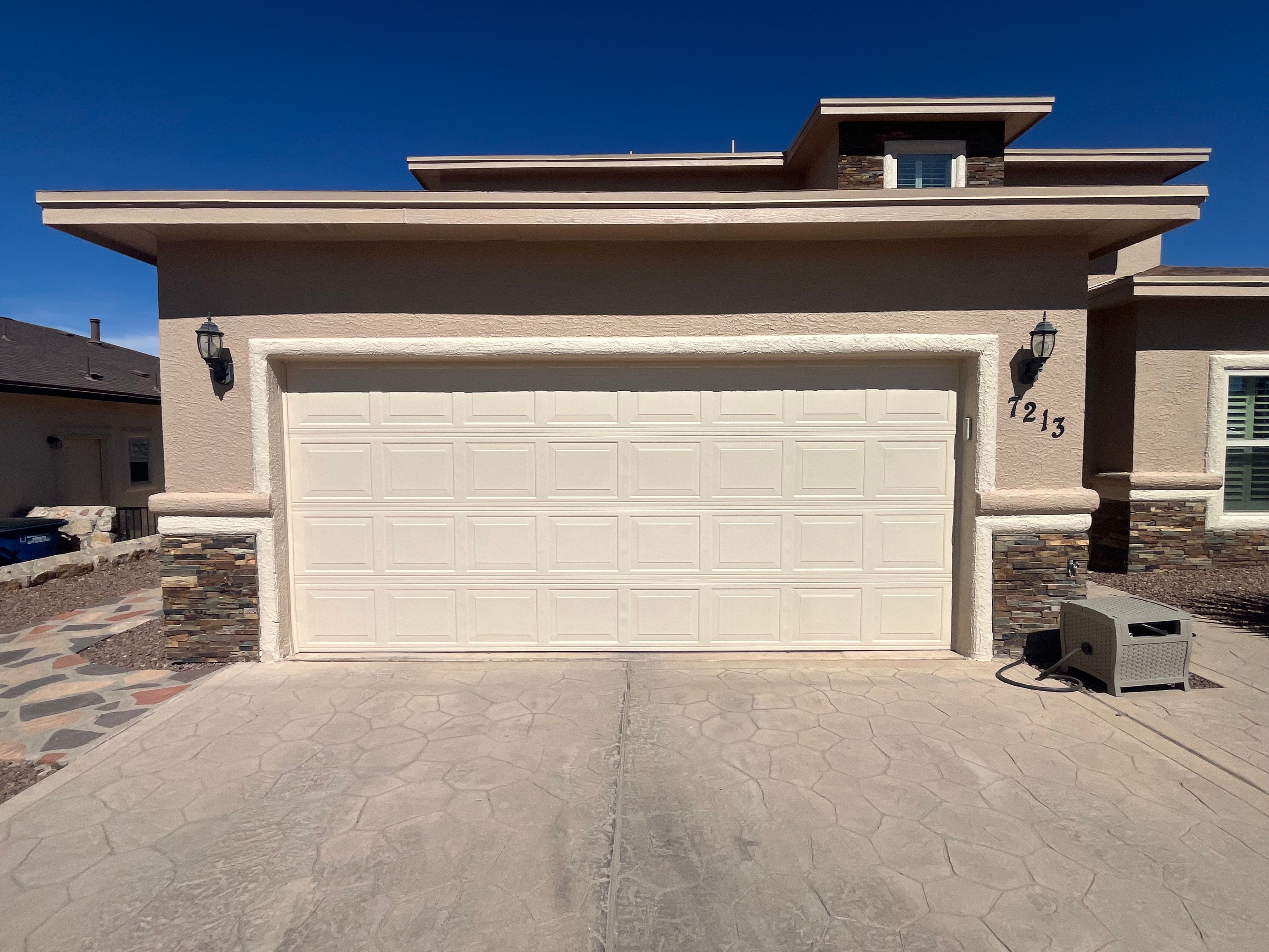 Robinson Exterior by Fresh Coat