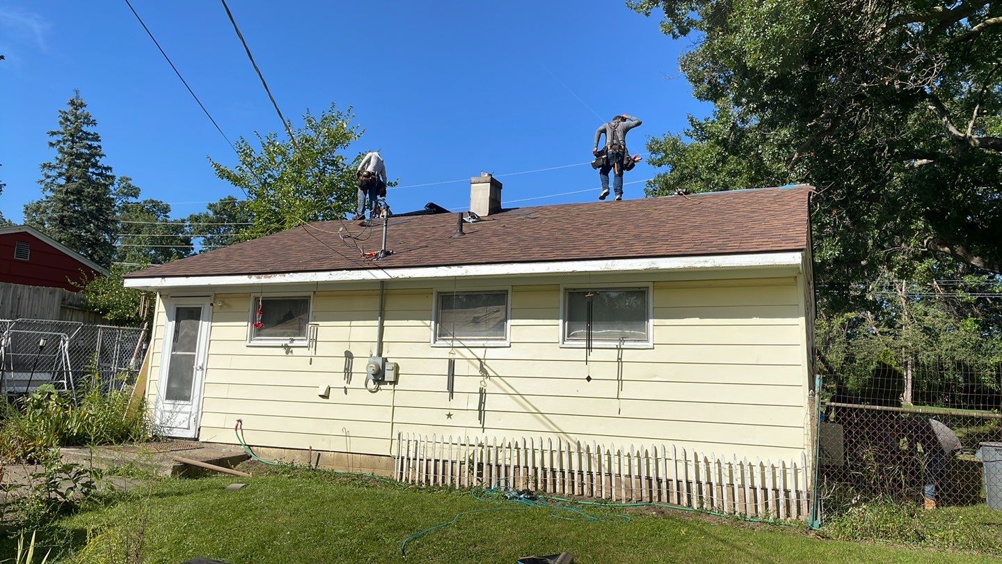 Roof Replacement using CertainTeed Landmark by 180 Contractors
