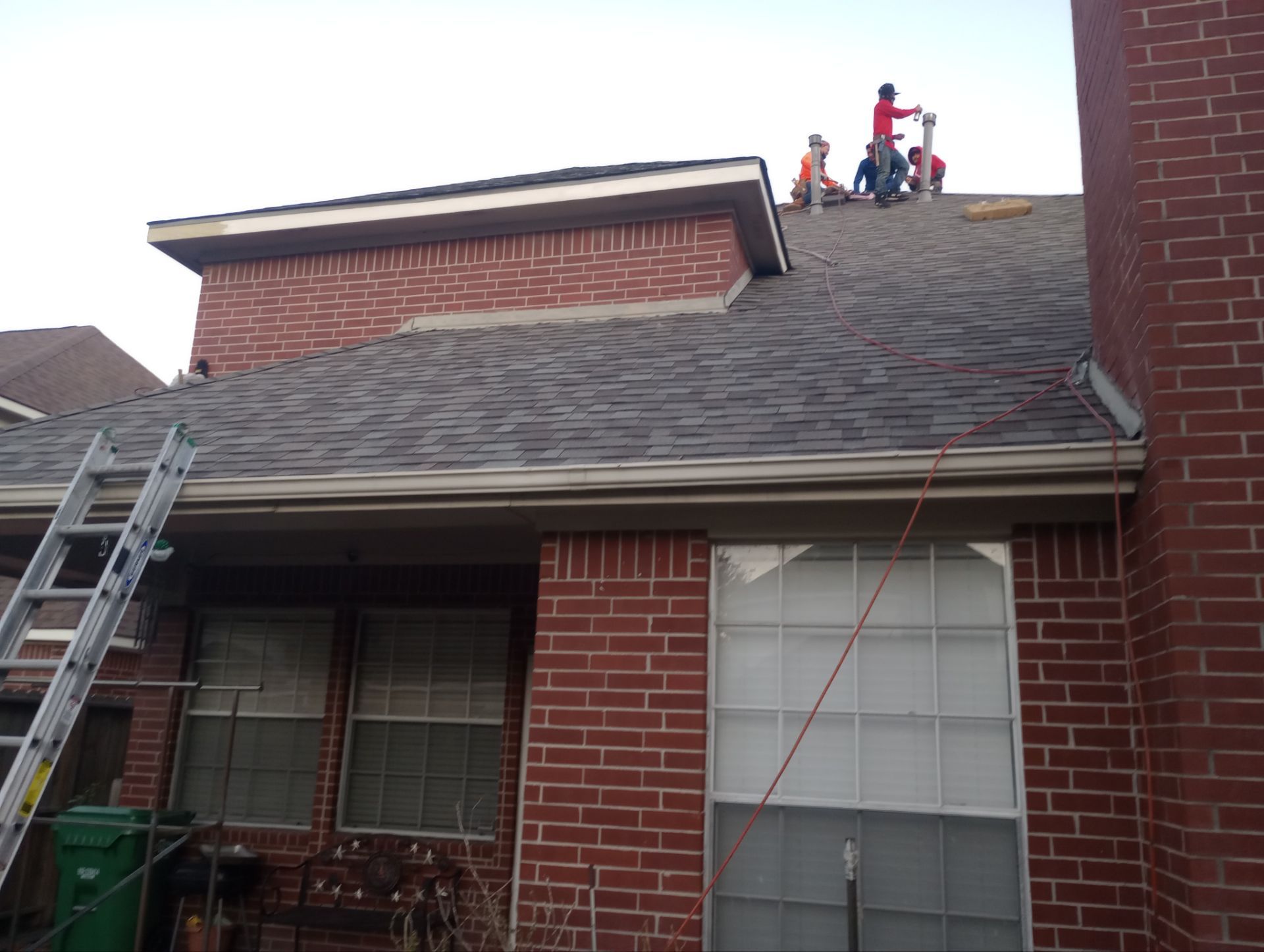 Residential Roofing Installation using Owen's Corning Duration (Lifetime) Shingles by Roof Repair Company