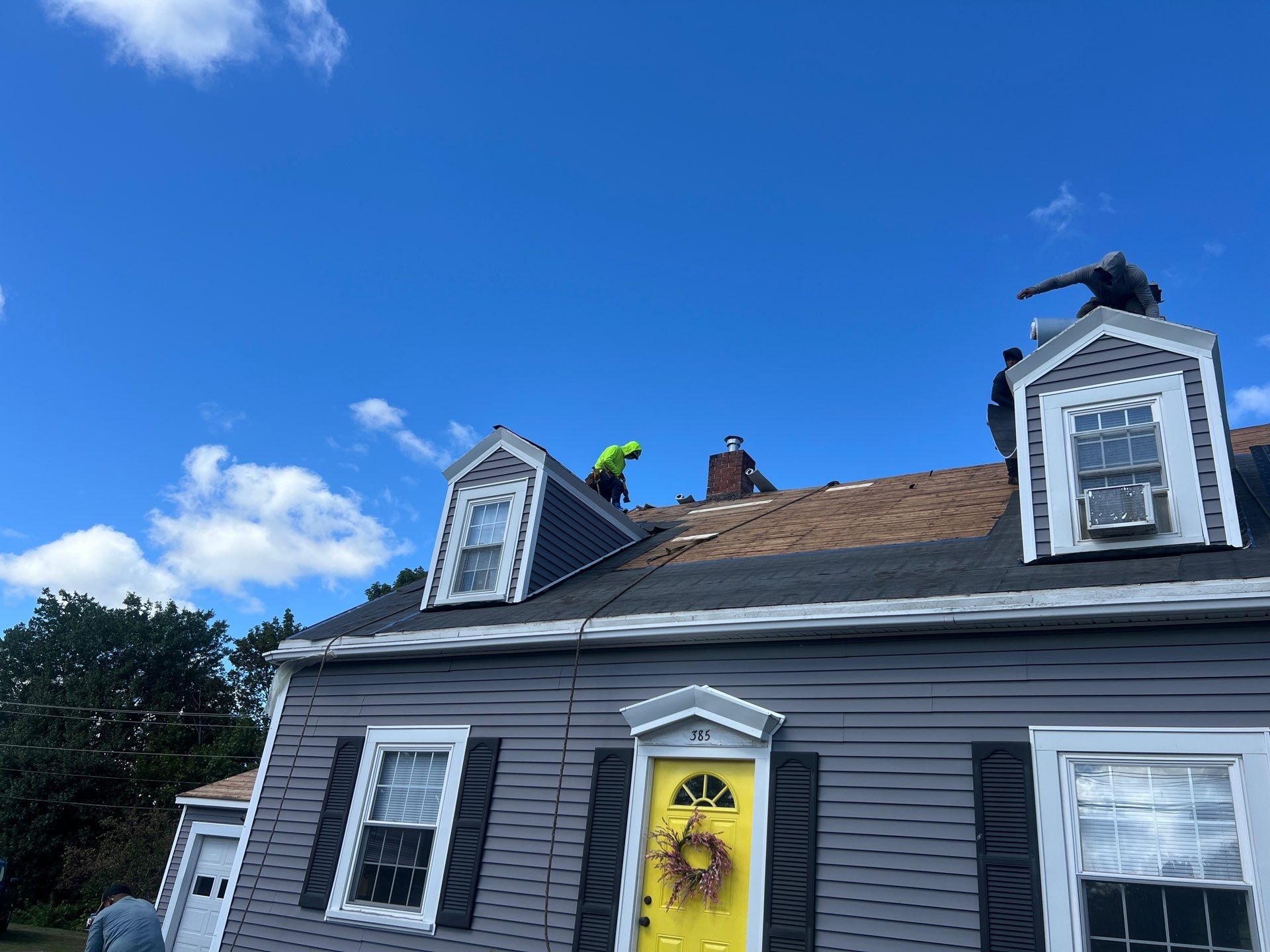 Somersworth, NH – Owens Corning Roof Installation by Tall pine roofing