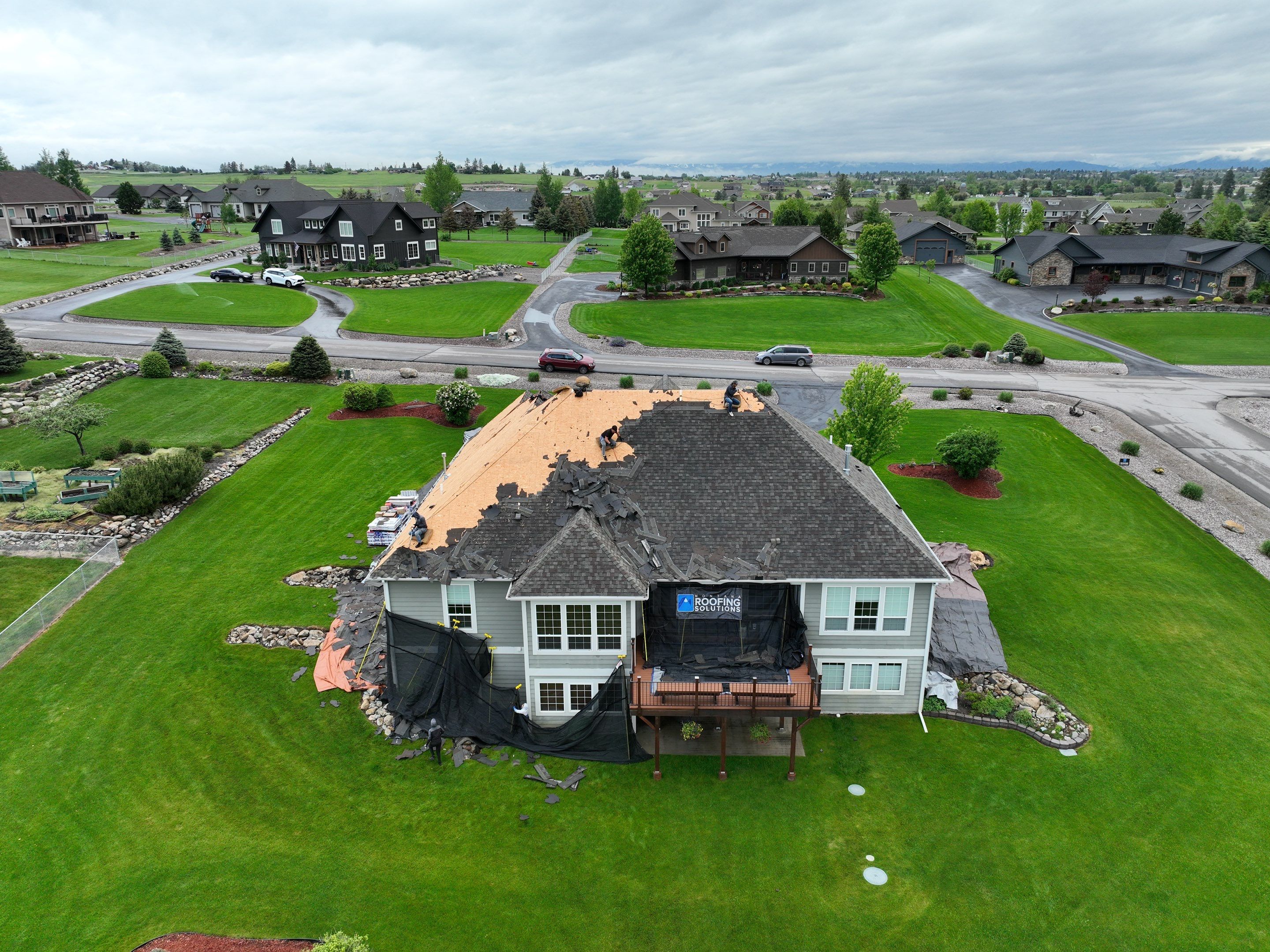 GAF Timberline HDZ - Weathered Wood by Montana Roofing Solutions