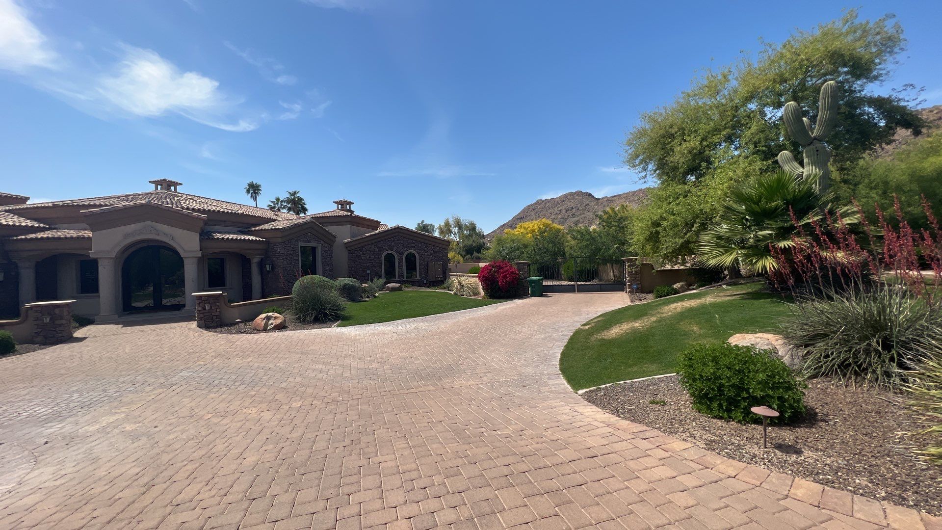 8,600 s.f. Single Family Home in Paradise Valley Arizona 85253 by Crash of Rhinos Painting & Garage Floors