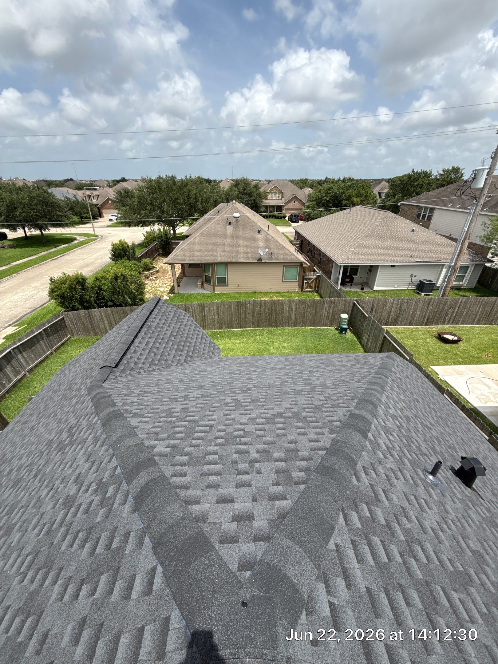 GAF HDZ - Charcoal by Elite Roofing LLC