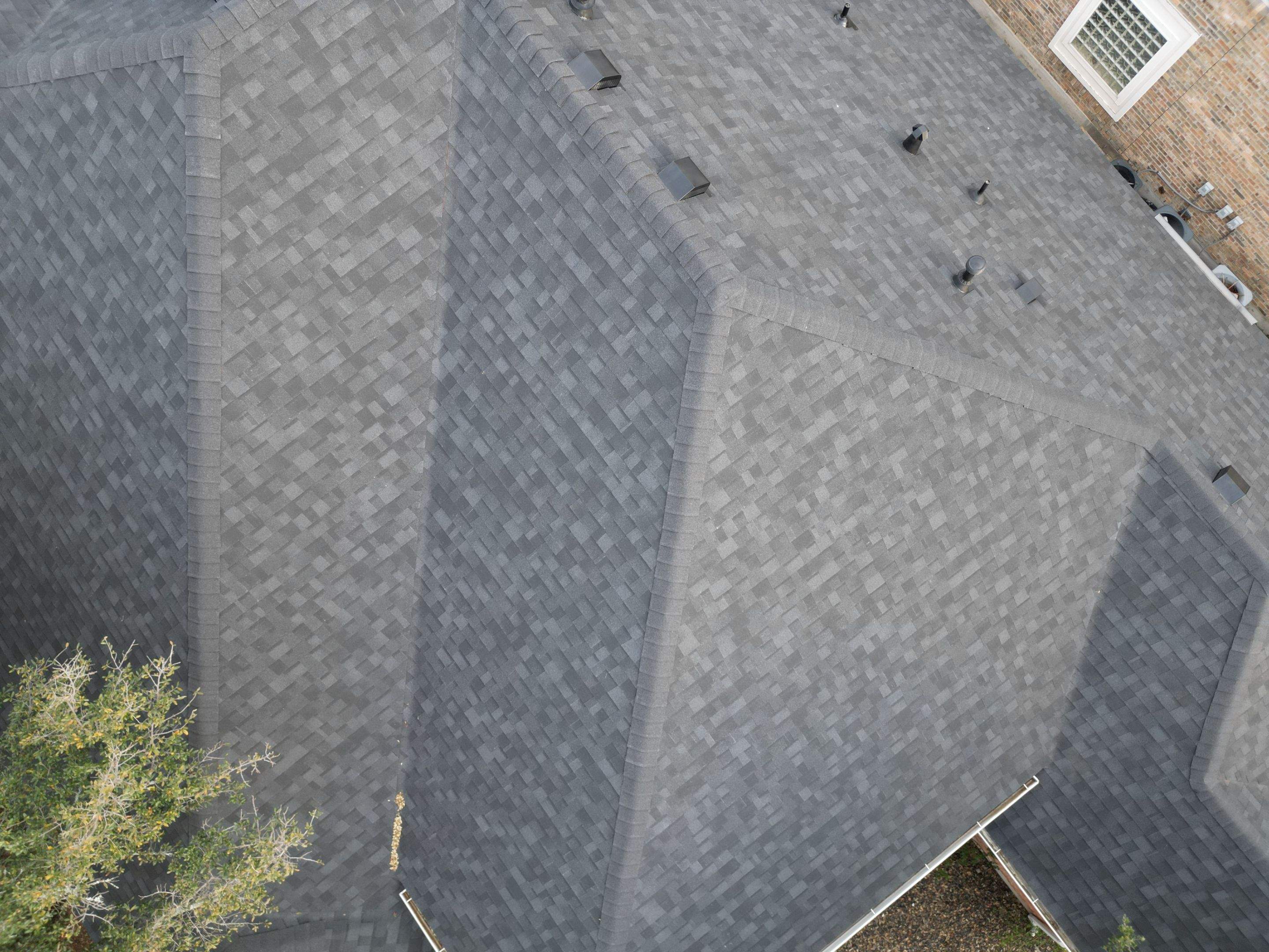 Onyx Black - Owens Corning TruDefinition Duration by RoofsOnly.com
