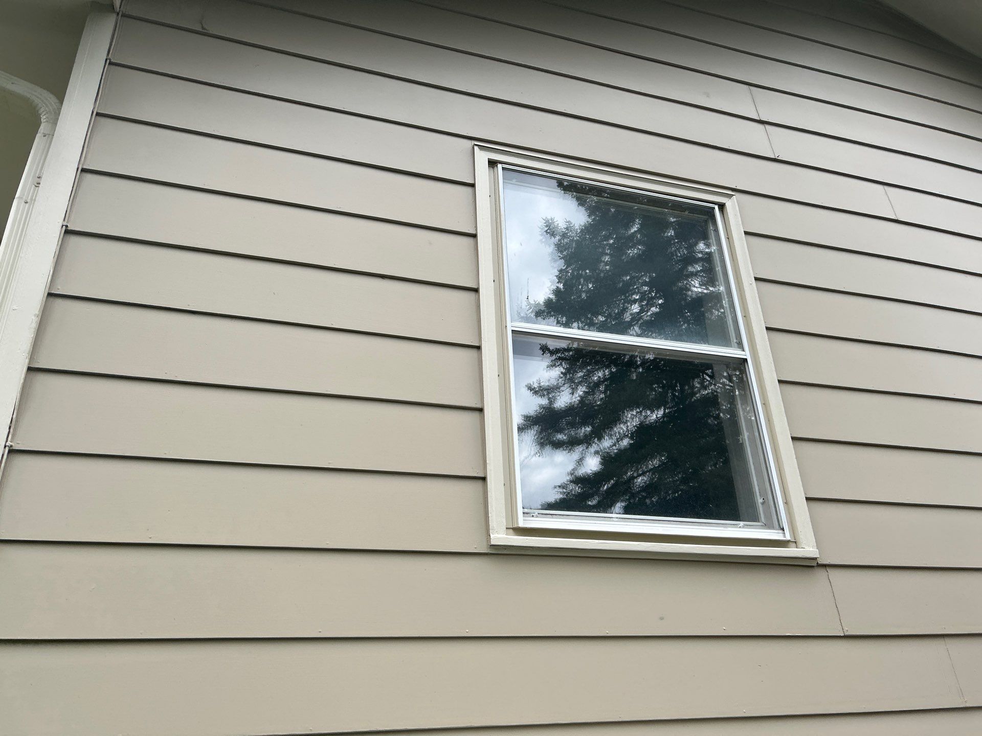 Window installation by United Windows and Siding LLC