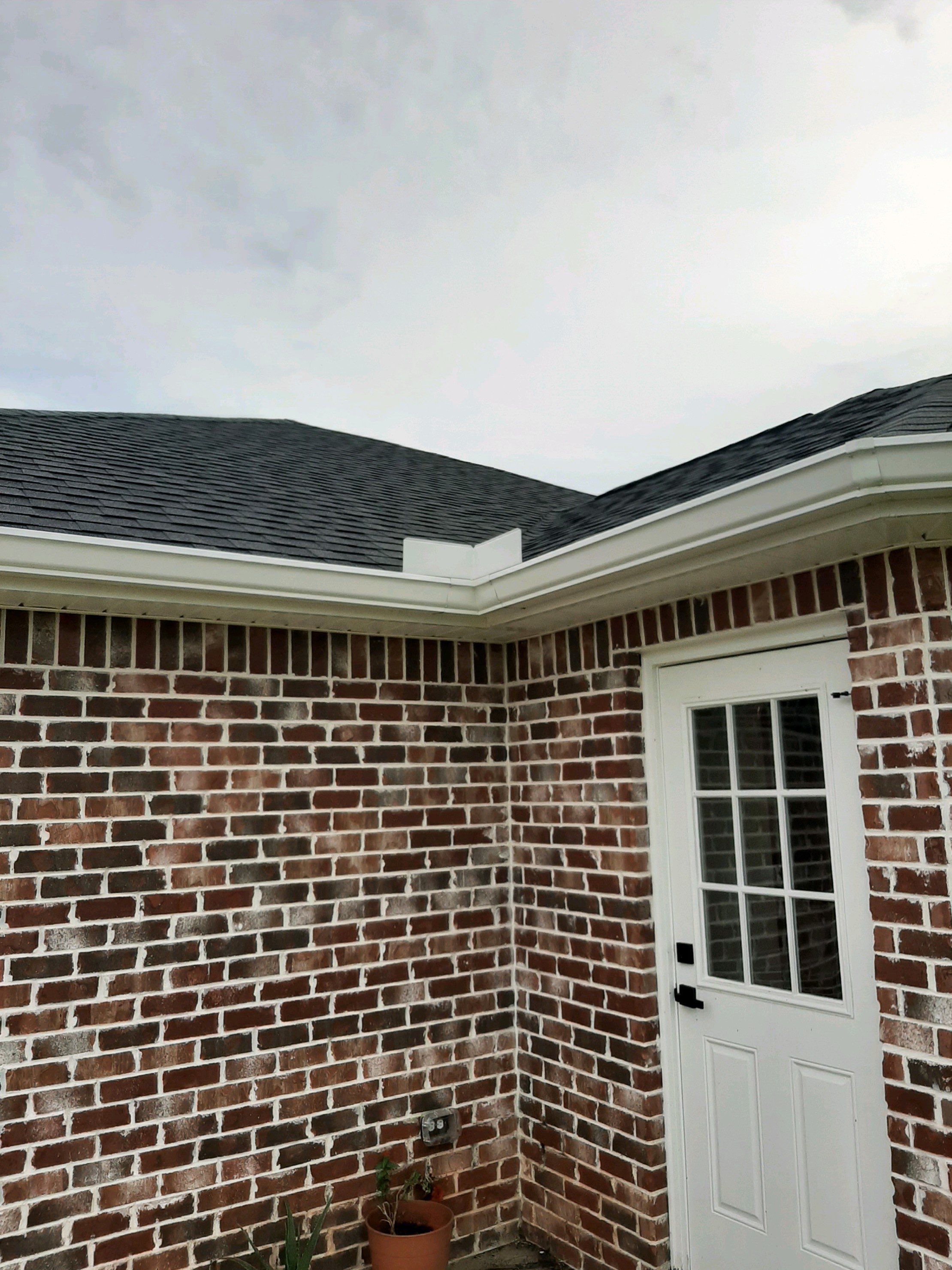 Gutter Installation using K-Style Seamless Gutters by Gutter Professors