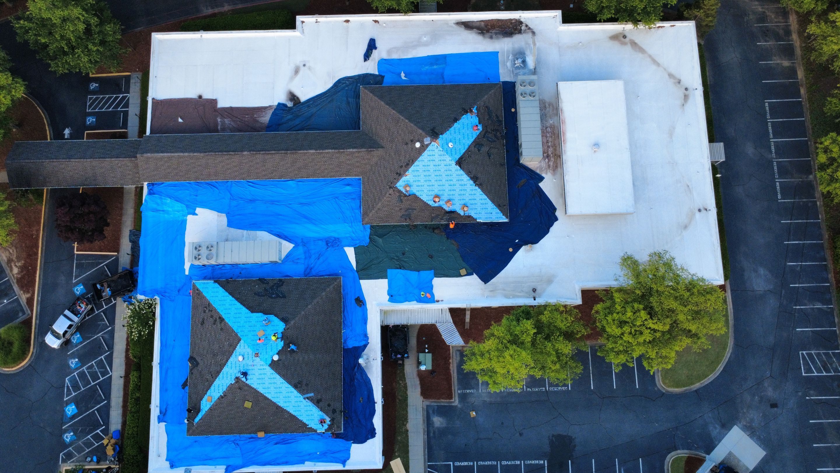 Towne Lake Medical by Arac Roof It Forward