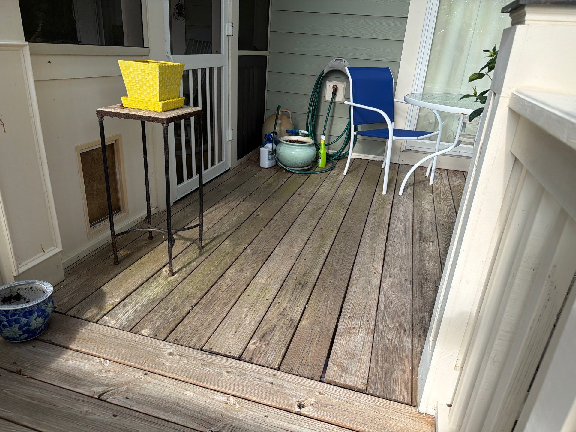 Deck using Wood Sealant by DuraSeal