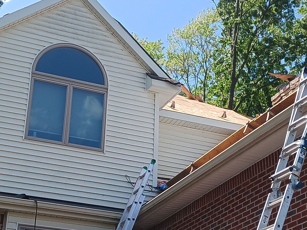 Roof Replacement using CertainTeed Landmark by 180 Contractors