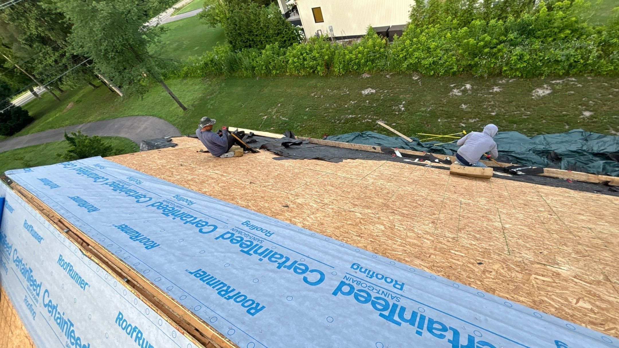Roof Replacement using CertainTeed Landmark by 180 Contractors
