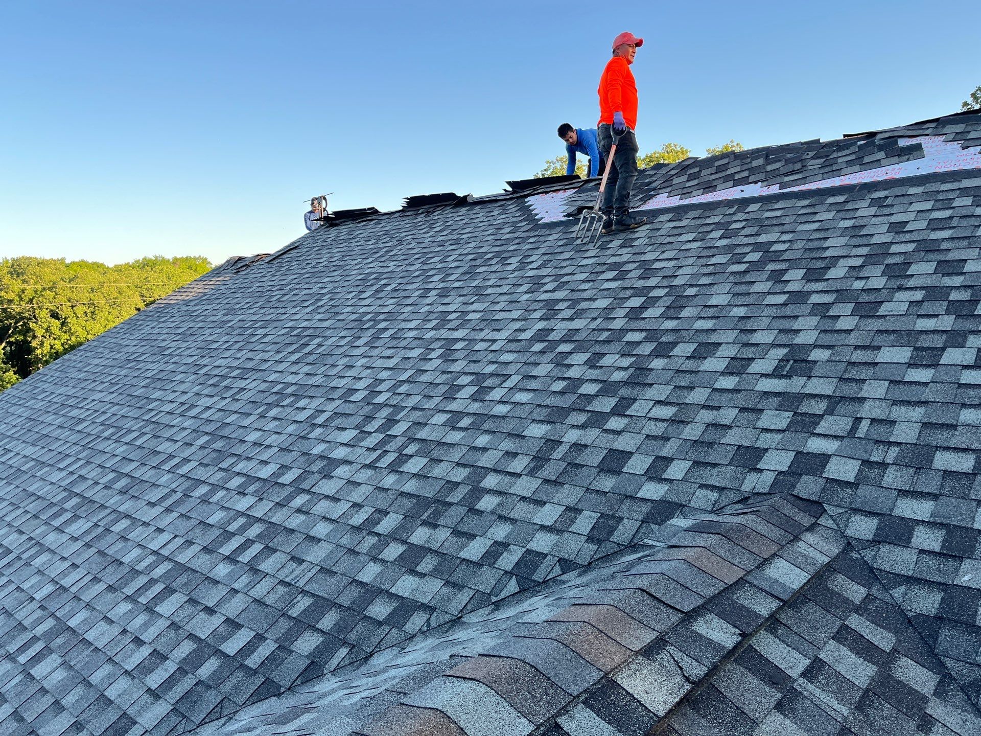 Roof Replacement and Architectural Shingle Installation in Joy, Oklahoma by BANA Roofing and Solar Supply