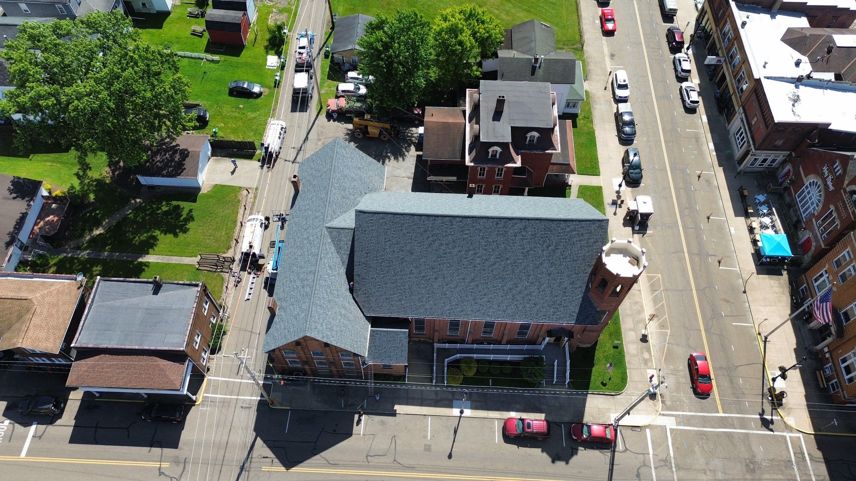 Commercial Roofing Installation using Duration Series Shingles - Estate Gray by RoofX 