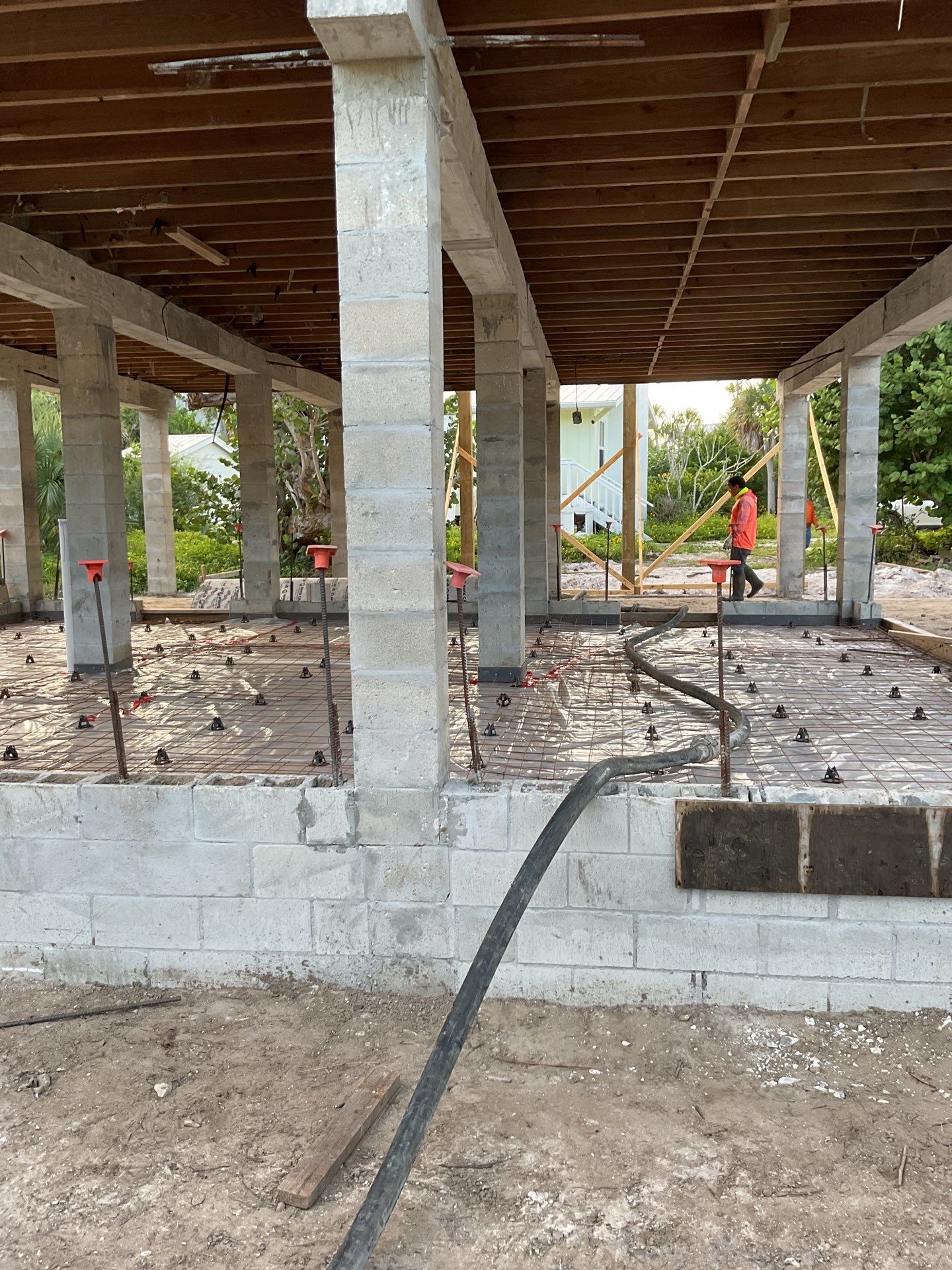 Raising a house on Sanibel Island by Southern Gulf Construction