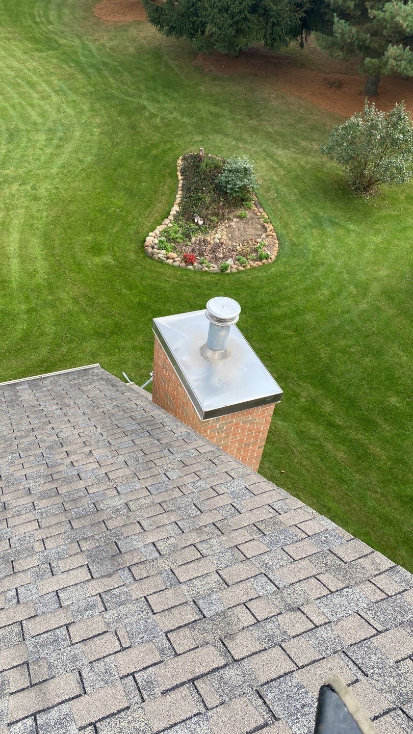 New Roof Installation - Private Residence  by Bloomfield Construction & Restoration