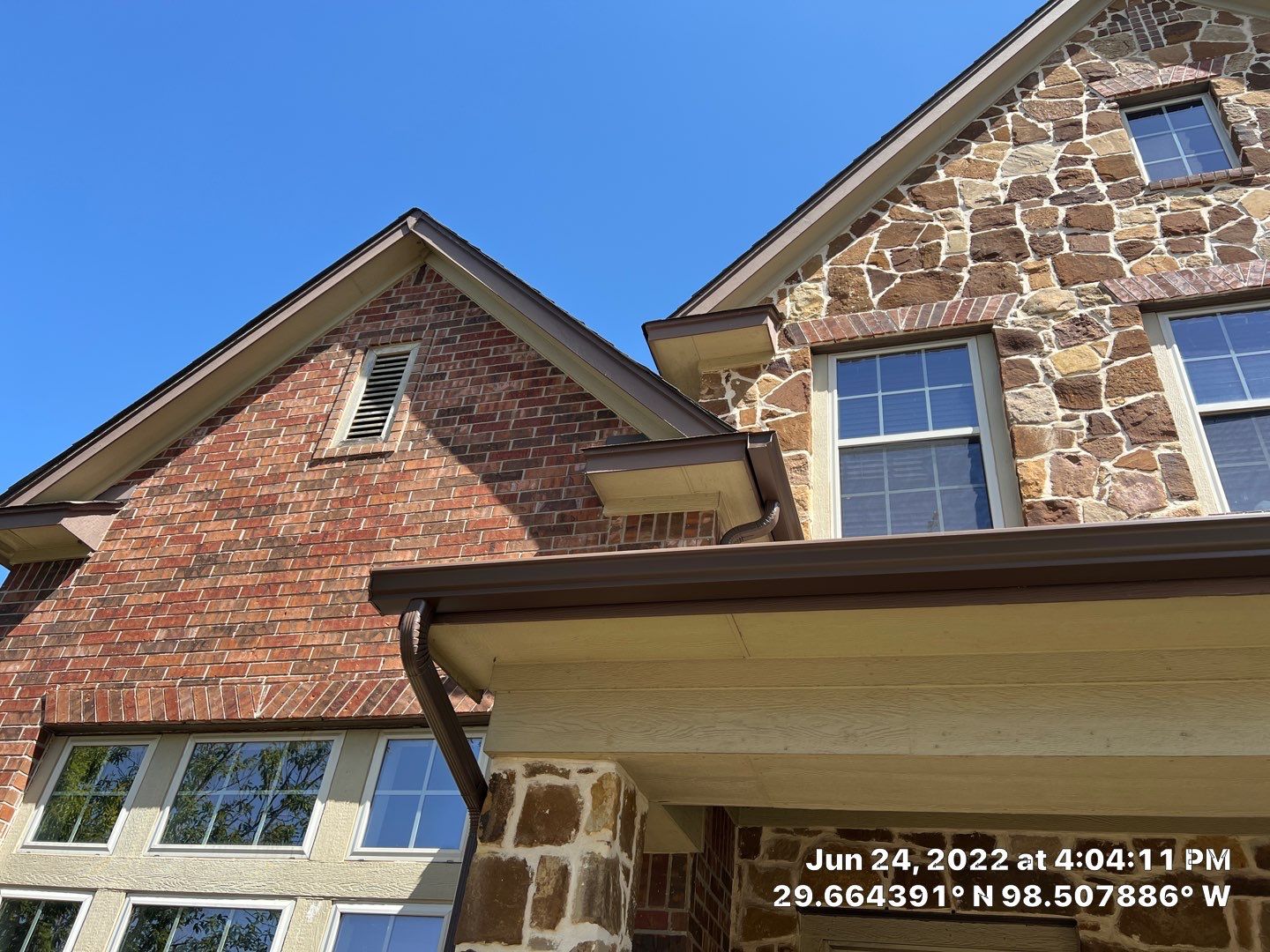 Residential Roof Replacement using Owens Corning 30 year Architectural Shingles by Premier Roofing and Contracting