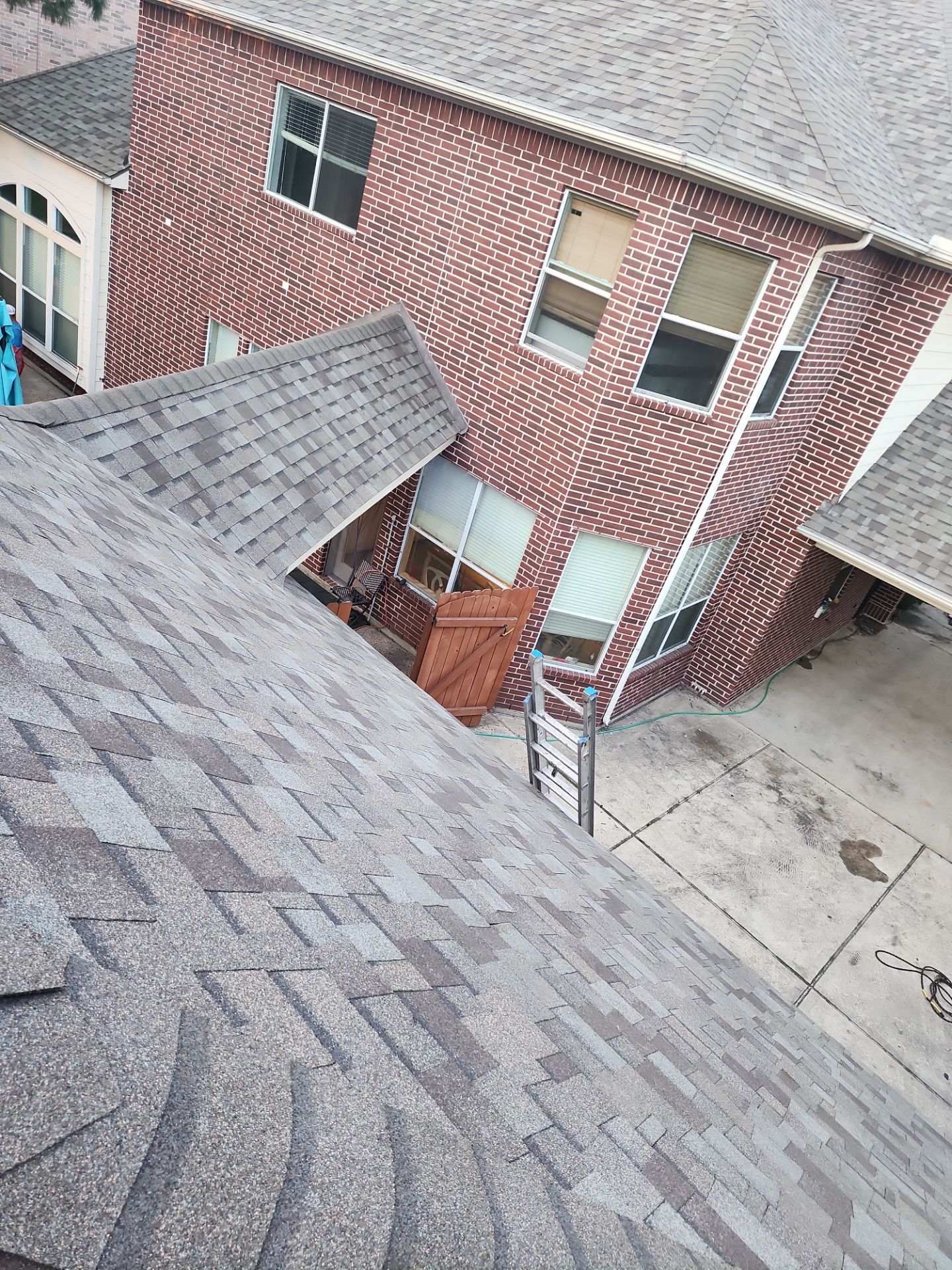 Residential Roofing Installation using Owen's Corning Duration (Lifetime) Shingles by Roof Repair Company