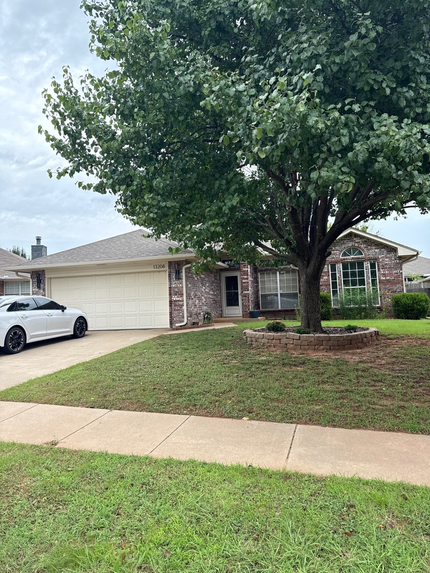 Thunder City Roofing & Construction LLC featured photo.