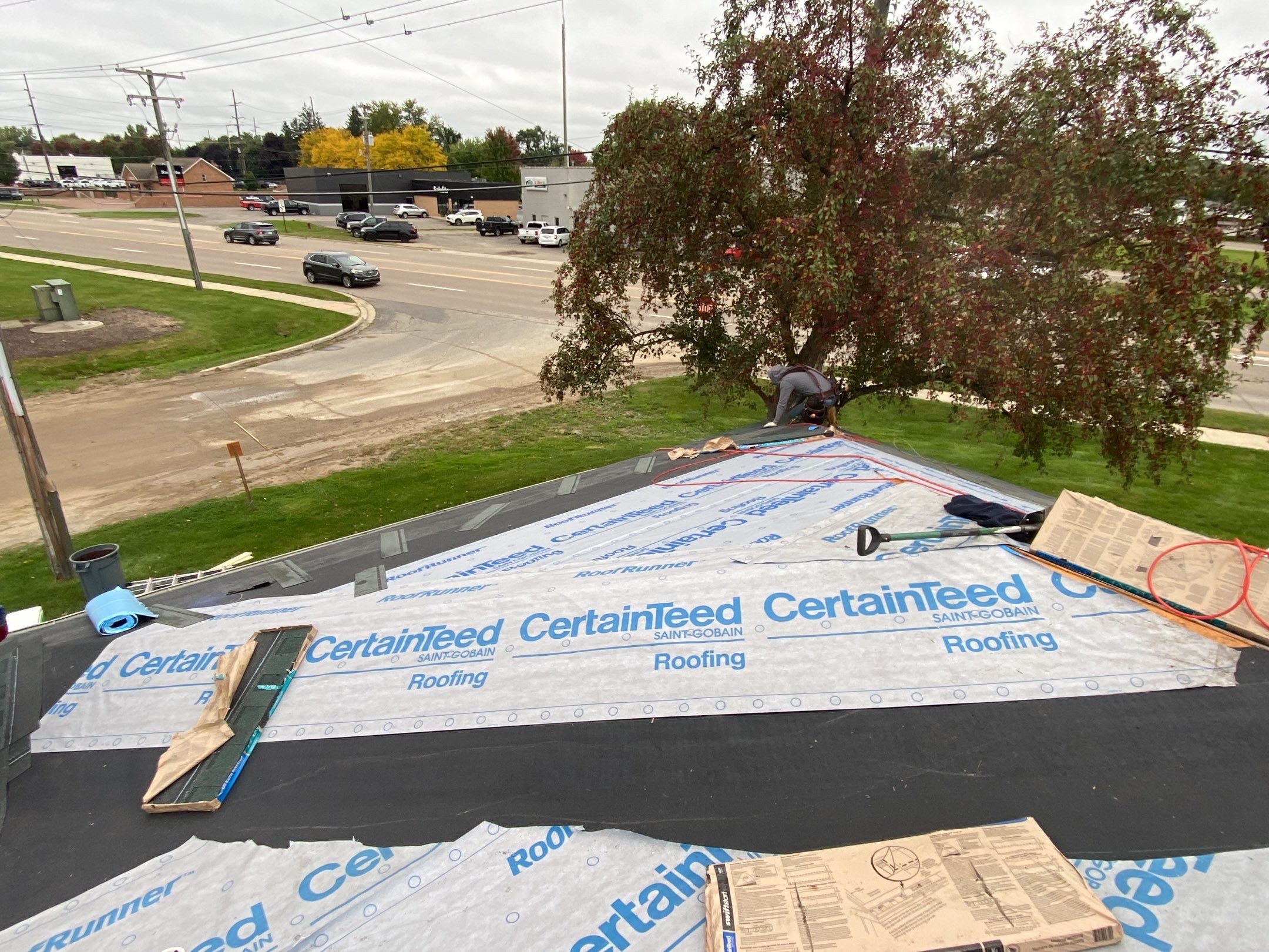 Roof Replacement using CertainTeed Landmark by 180 Contractors