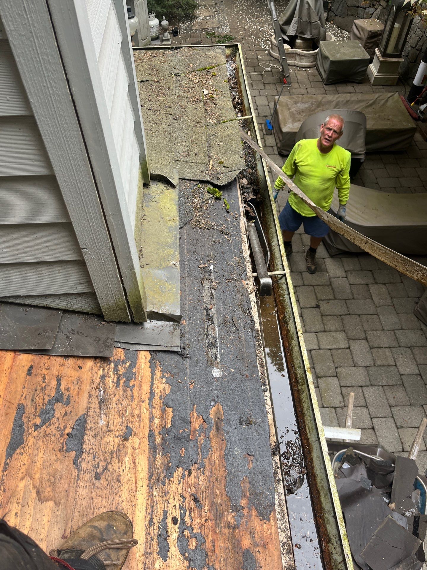 Project in West linn by Tom Leach Roofing