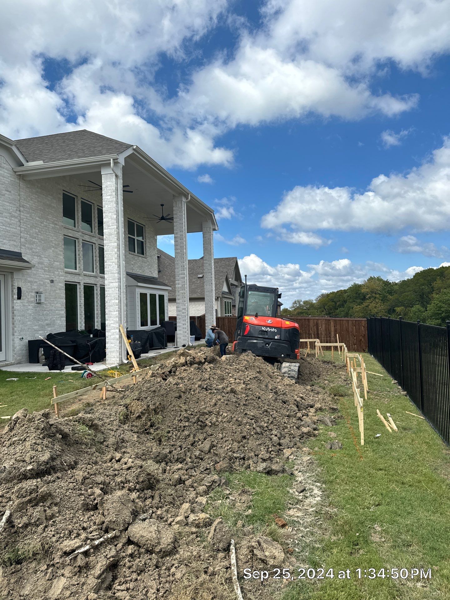 Large Pool and Spa with Rain Descent by Pinnacle Pools and Spas - DFW