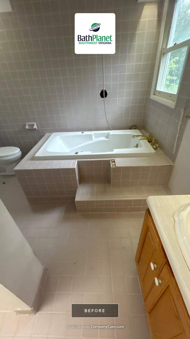 Whirlpool to Walk-in Shower by BathPlanet SW Virginia