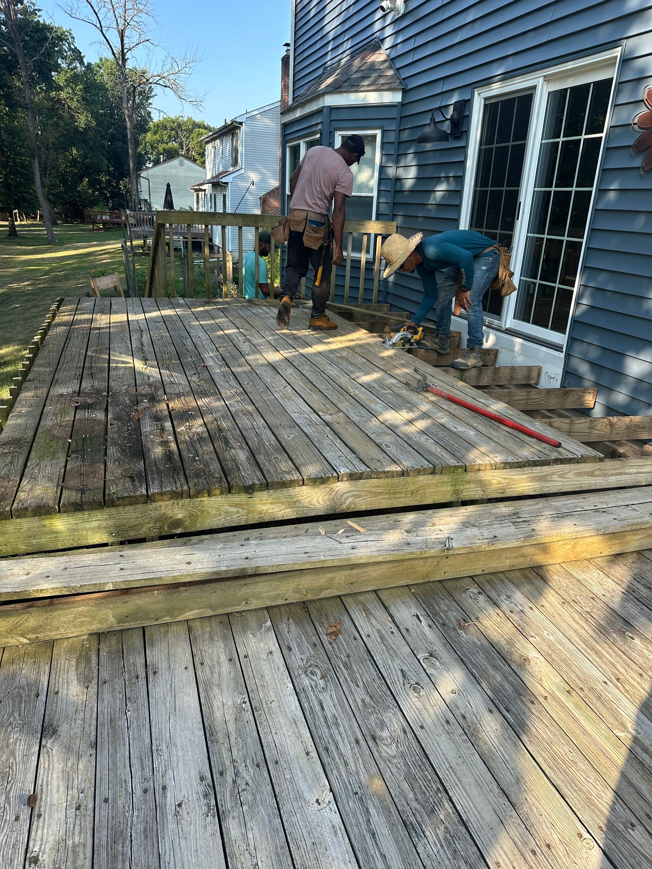 Deck resurface with Trex and cable rails by deck guardian