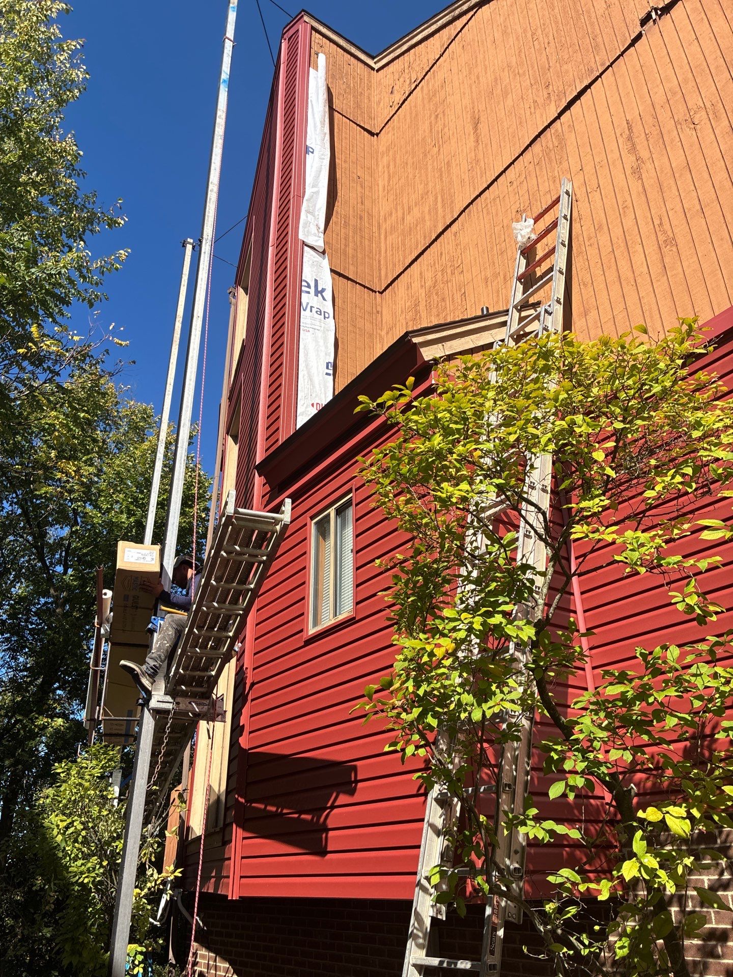 Mastic Quest Full Russet Red Home in Pittsburgh by Ideal Siding Pittsburgh