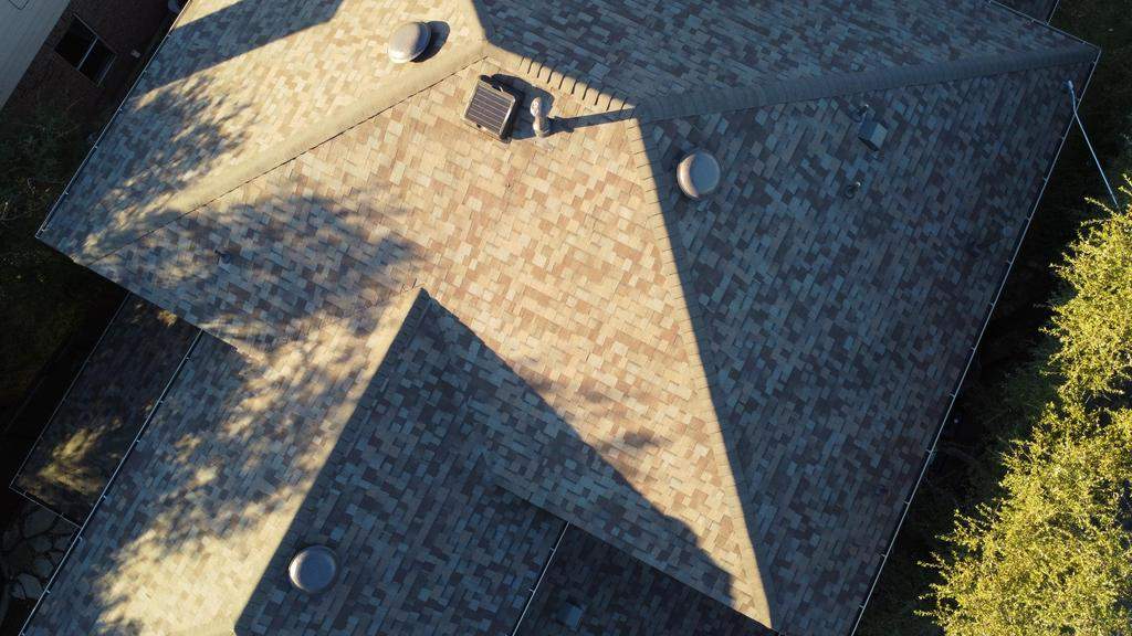 Driftwood - Owens Corning TruDefinition Duration by RoofsOnly.com