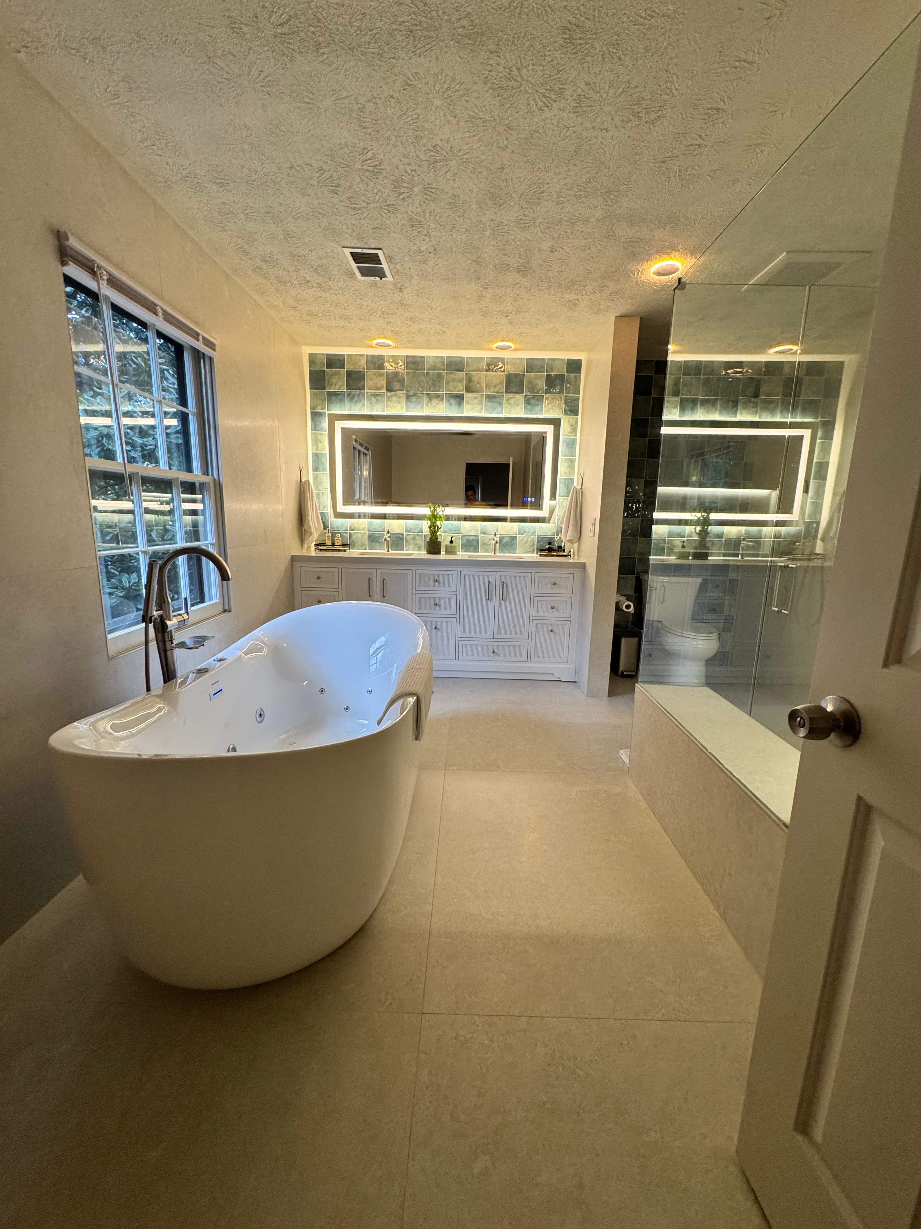 Master bathroom remodel by Prudencio