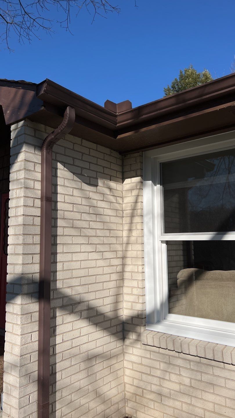 Residential Roofing Installation using Owens Corning Oakridge Roofing System by Undersun Roofing 