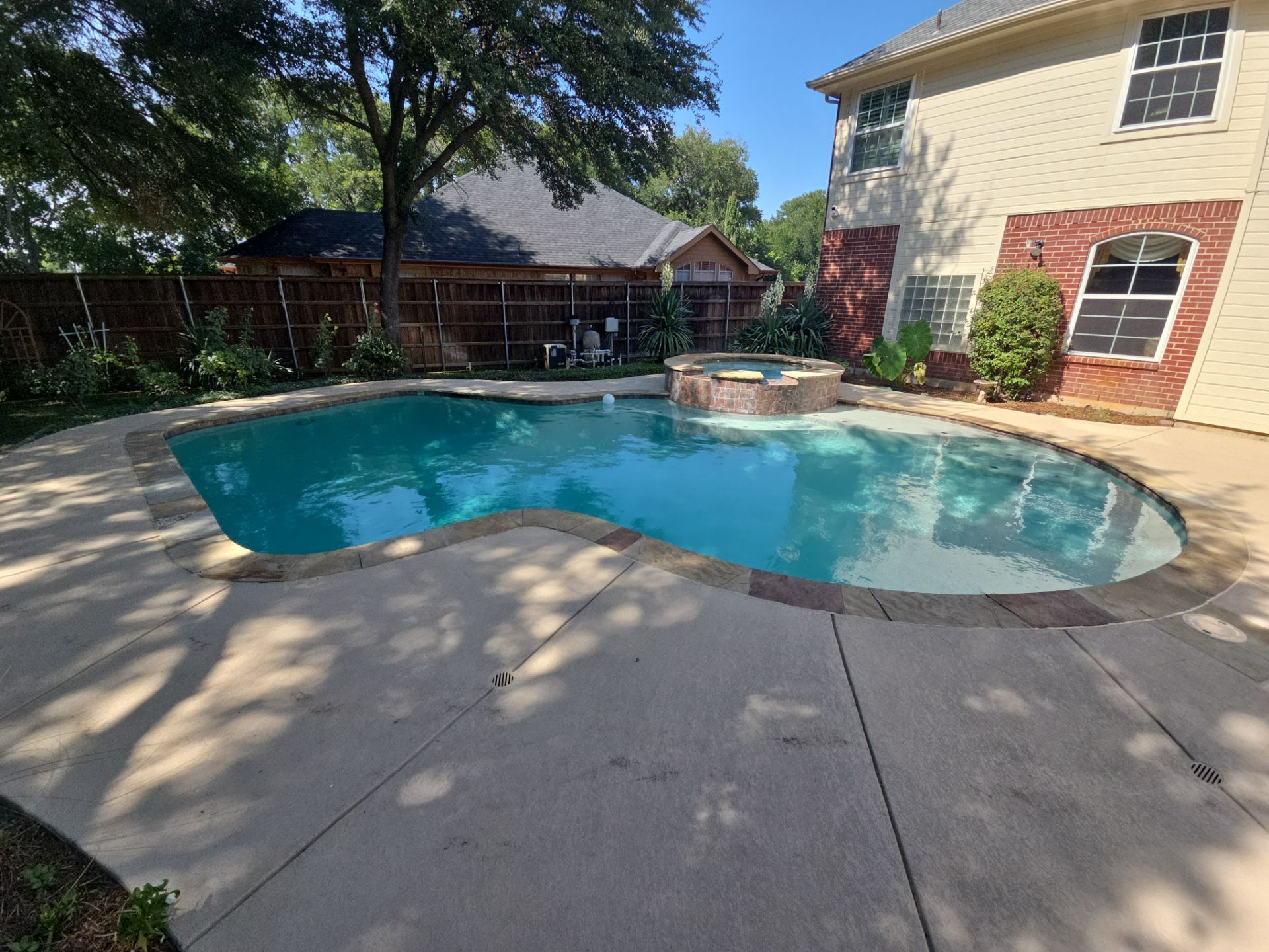 Grand Prairie Remodel by Sink or Swim Pools