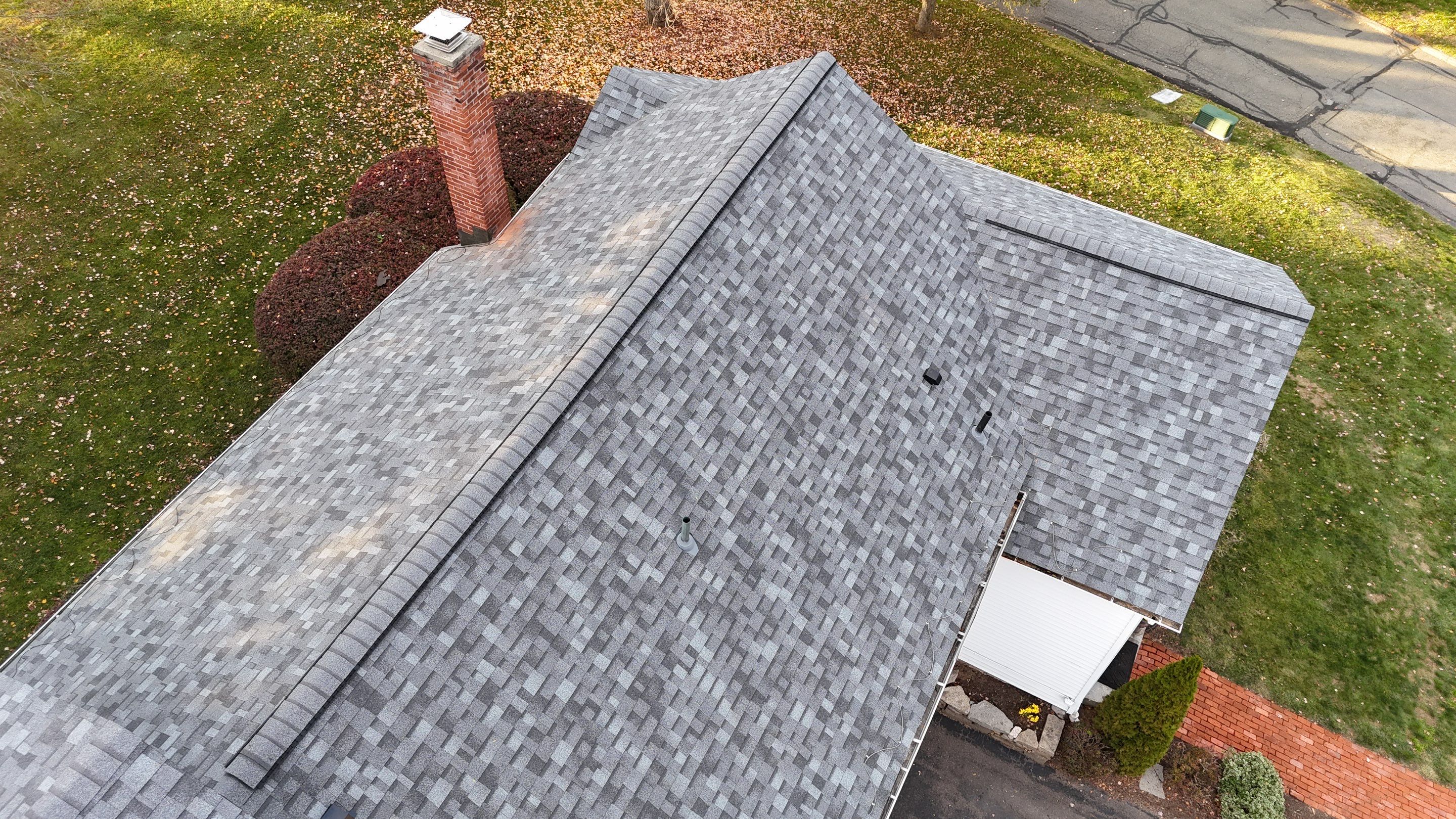 Owens Corning Duration: Slatestone Gray in Glastonbury, Connecticut by Golden Shield Roofing