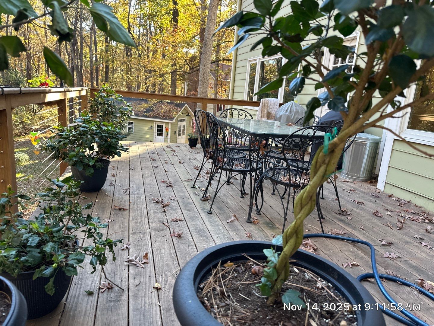 Wood Deck using Wood Sealant by DuraSeal